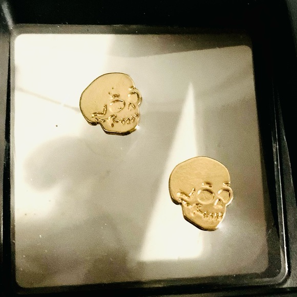 Gold Skull Stud Earrings - Picture 4 of 4